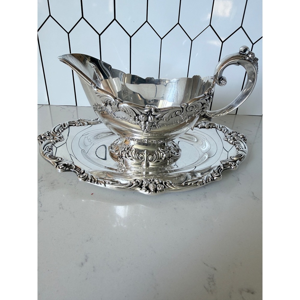 Reed & Barton King Francis Silverplate Gravy Boat and Underplate Tray Set 1648